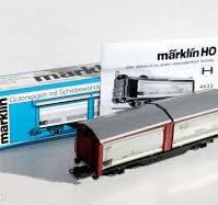 H0 Märklin 4633 Wagon de marchandises avec parois coulissantes - DB